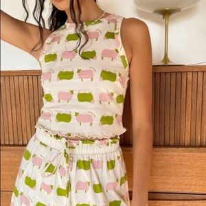 Lisa Says Gah Counting Sheep top